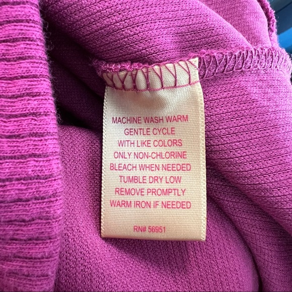 NWT Northcrest plus pullover 2X - Picture 9 of 9